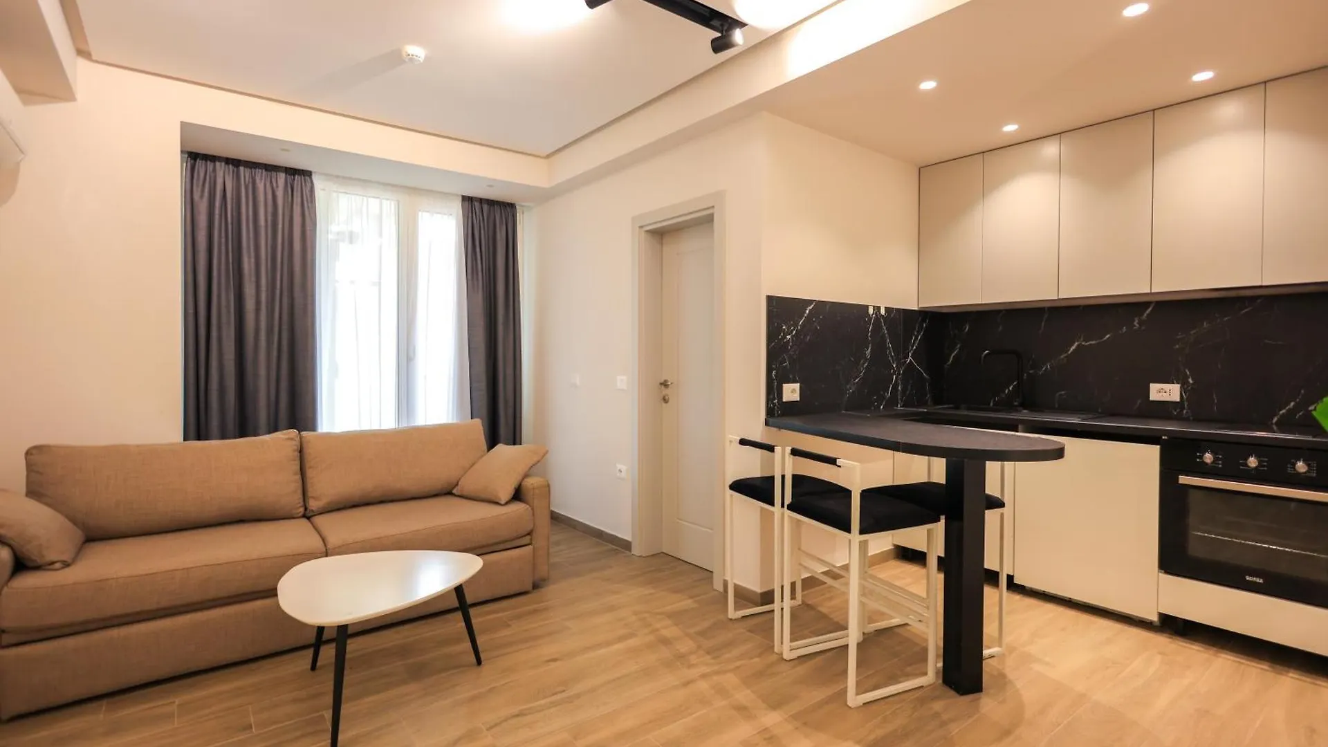Beach Guesthouse Durres 0*,  Albania