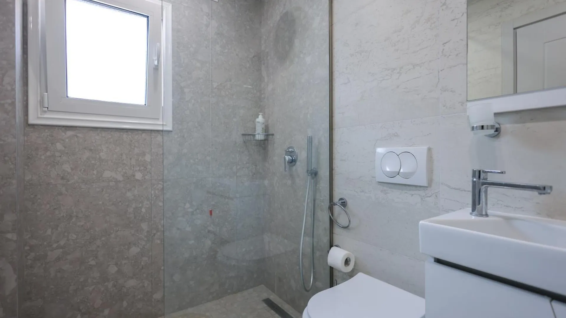 Guest house Beach Guesthouse Durres Albania